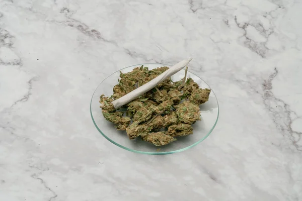 Μαριχουάνα Κάνναβη Φάρμακα Χόρτο Γυάλινο Δοχείο Ναρκωτικά — Φωτογραφία Αρχείου