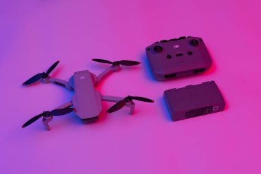 DJI Mini 2, DJI şirketi DJI Mavic Mini 2 tarafından fırlatılan en küçük İHA, sadece 249 g ağırlığında bir İHA.