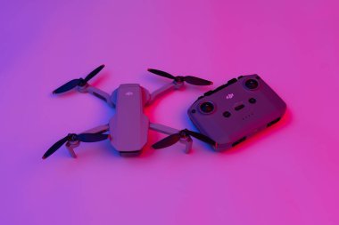 DJI Mini 2, DJI şirketi DJI Mavic Mini 2 tarafından fırlatılan en küçük İHA, sadece 249 g ağırlığında bir İHA.