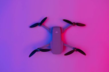 DJI Mini 2, DJI şirketi DJI Mavic Mini 2 tarafından fırlatılan en küçük İHA, sadece 249 g ağırlığında bir İHA.