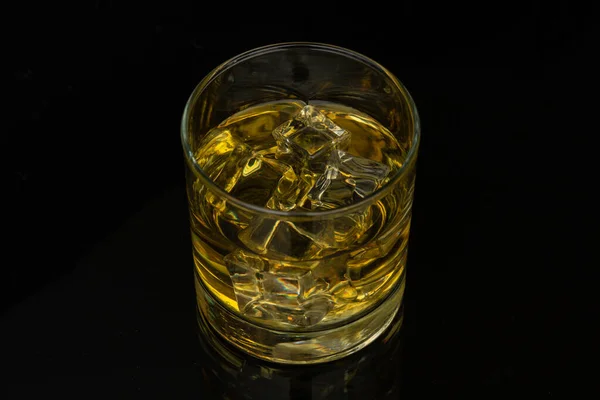 Whisky Dans Les Rochers Verre Whisky Avec Glaçons — Photo