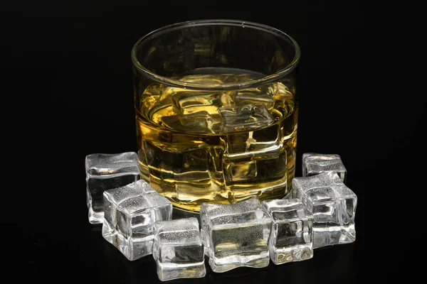 Whisky Rotsen Glas Whisky Met Ijsblokjes — Stockfoto