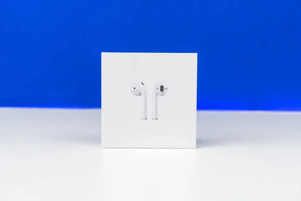 Apple 'dan Kablosuz Kulaklıklar