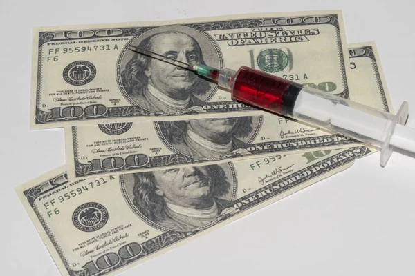 Syringe Blood White Background Money — Stock Photo, Image