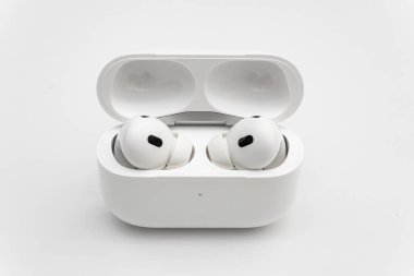 Apple AirPods Pro 2. nesil kablosuz kulaklık şarj çantası, Bogota, 