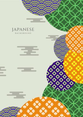 Minimalist Japon eğrisi şekilli poster broşürü. Aydınlık arkaplan üzerindeki soyut Japon manzarası eğimli, dağ, bulut ve güneş ile