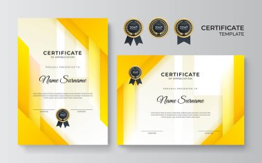 İş dünyası için modern turuncu ve sarı sertifika tasarımı ve altın rozetli başarı ödülü