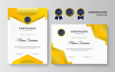 İş dünyası için modern turuncu ve sarı sertifika tasarımı ve altın rozetli başarı ödülü