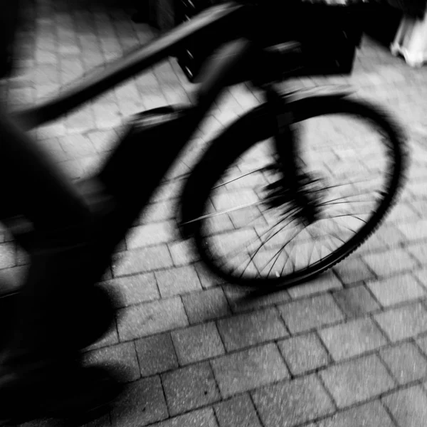 Epsom Surrey London May 2022 Bicycle Movement Pavement Blurred Motion — 스톡 사진