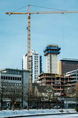 Stavanger, Norveç, 10 Mart 2023, İç Şehir İnşaat Alanı Yükseliş Kulesi Bloğu veya Gökdelen Geliştirme Stavanger Town Center