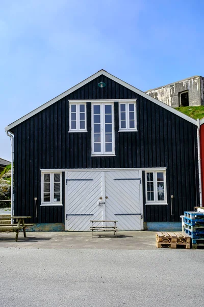 Olberg Olbergstranden Raege 2023年5月20日 典型的传统木造房屋 供当地渔民在没有人居住的蓝天下作为储藏室或车间 — 图库照片