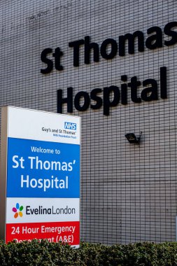 Westminster City, Londra İngiltere, Mart 08 2024, NHS Guy 's ve St.Thomas' s Hastanesi Güney Bankası Dış İşleri ve İnsansız İhbar