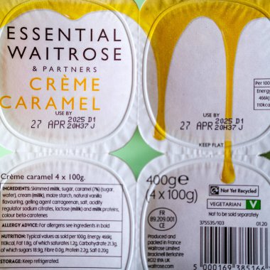 Londra İngiltere, 8 Nisan 2025, Waitrose Krem karamel tatlısı