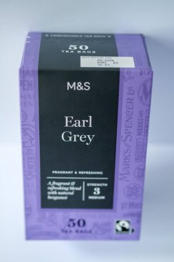 Londra İngiltere 18 Nisan 2025, Marks Kutusu veya Karton ve Spencer Earl Grey Çay Torbası