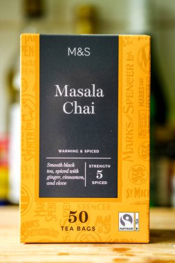 Londra İngiltere, 20 Nisan 2025, Marks ve Spencer Baharatlı Masala Chai Tea Bags