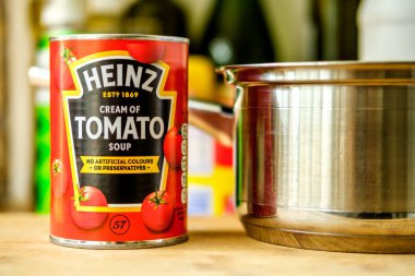 Londra İngiltere, 22 Nisan 2025, Heinz Kremalı Domates Çorbası