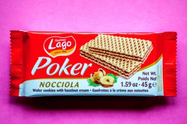 Londra İngiltere, 24 Nisan 2025, Poker Fındık Kremalı Bisküvi