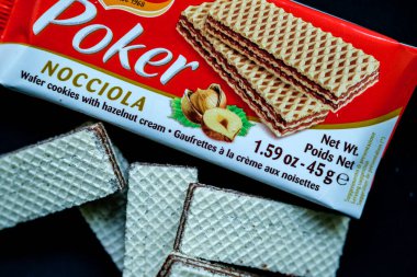 Londra İngiltere, 24 Nisan 2025, Poker Fındık Kremalı Bisküvi