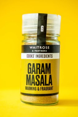 Londra İngiltere, 27 Nisan 2025, Jar Waitrose Baharat ve Kokulu Hint Tarzı Garam Masala