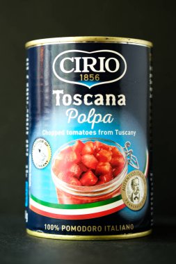 Londra İngiltere, Mayıs 03 2025, Cirio Toscana Polpa 'nın Doğradığı Domatesler İçindekiler