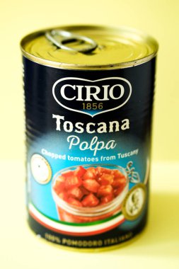 Londra İngiltere, Mayıs 03 2025, Cirio Toscana Polpa 'nın Doğradığı Domatesler İçindekiler