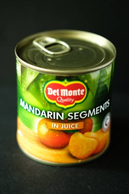 Londra İngiltere, Mayıs 03 2025, Meyve Suyu Konservesi