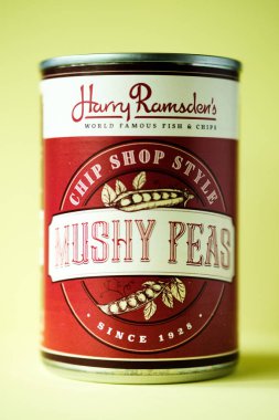 London UK, Mayıs 04 2025, Can of Harry Ramsdens Hip Shop Mushy Peas