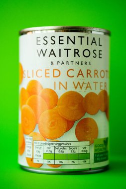 Londra İngiltere, 10 Mayıs 2025, Can of Esnecessary Waitrose Dilimlenmiş Havuç