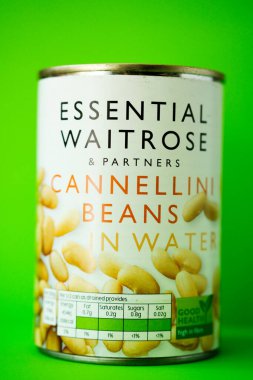 Londra İngiltere, 10 Mayıs 2025, Can of Esnecessary Waitrose Vejetaryen Cannellini Fasulyesi