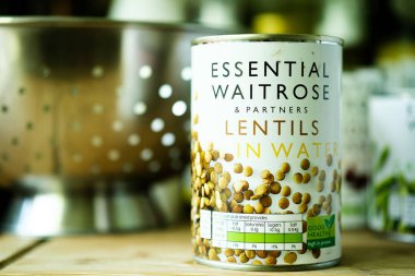 Londra İngiltere, 14 Mayıs 2025, Temel Waitrose Sağlıklı Yemek İçi