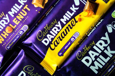 Londra, 18 Mayıs 2025, İngiliz Favori Cadbury Süt Çikolataları Seçimi