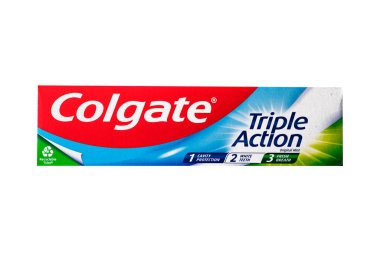 Londra İngiltere, 11 Haziran 2025, Oral Hijyen için Colgate Üçlü Diş macunu