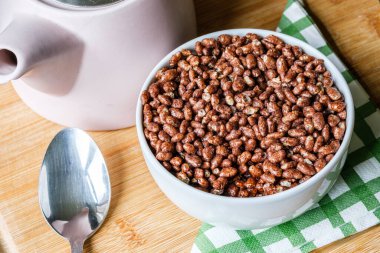 Londra İngiltere, 12 Haziran 2025, İngiliz Klasik Favori Coco Pops Kahvaltı Gevreği Kasesi