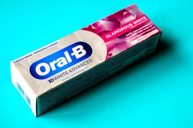 Londra İngiltere, 23 Haziran 2025, Oral B Kutulu Diş macunu Paketi