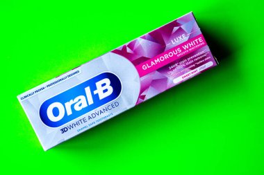 Londra İngiltere, 23 Haziran 2025, Oral B Kutulu Diş macunu Paketi