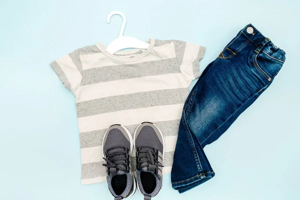 Baby Sneakers Shirt Jeans Pants Set Casual Children Clothes Accessories —  Fotos de Stock