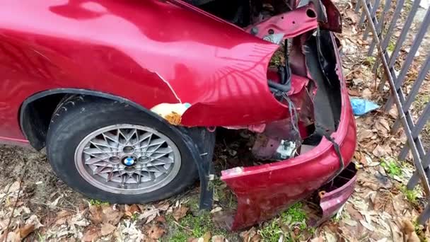 Rozbity Rozbity Przedni Reflektor Zderzak Kaptur Samochodowy Wypadek Drogowy Ulicy — Wideo stockowe