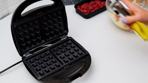 Woman Chef Grease Oil Waffle Maker Cooking Baking Wafles Pancakes — Αρχείο Βίντεο