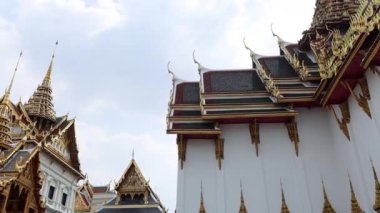 Bangkok Grand Palace 'ın karmaşık çatı detayları