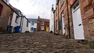 İskoçya 'nın Fife kentindeki tarihi sokak manzarası