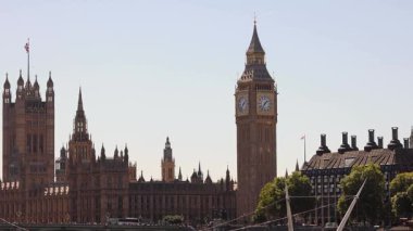 Londra 'daki Big Ben ve parlamento binaları