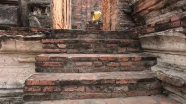 Huzurlu bir yürüyüş tarihi tapınak sahasında