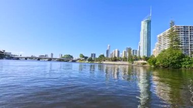 Altın Sahili su yollarında manzaralı tekne yolculuğu