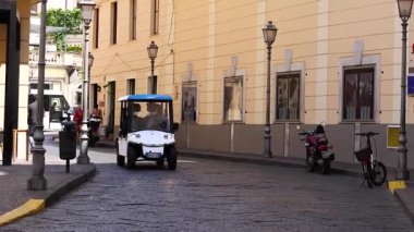 Aburi Saba bir restoranda hazırlanıyor.