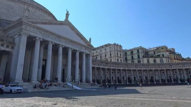 Napoli 'nin tarihi mimarisinin panoramik görüntüsü