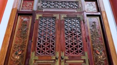 Süslü tapınak mimarisinin ayrıntılı görüntüsü