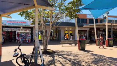 Queensland, Inala Plaza 'da alışveriş ve aktiviteler