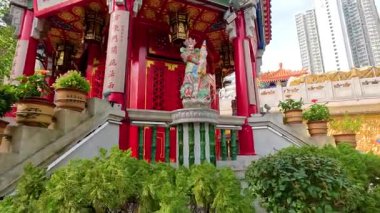 Ziyaretçi ve mimari ile canlı tapınak sahneleri