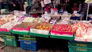 Çeşitli mallarla Asya pazarına bakış açısı