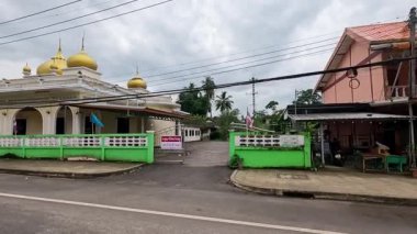 Krabi 'nin yerel mimarisini gösteren bir sergi.